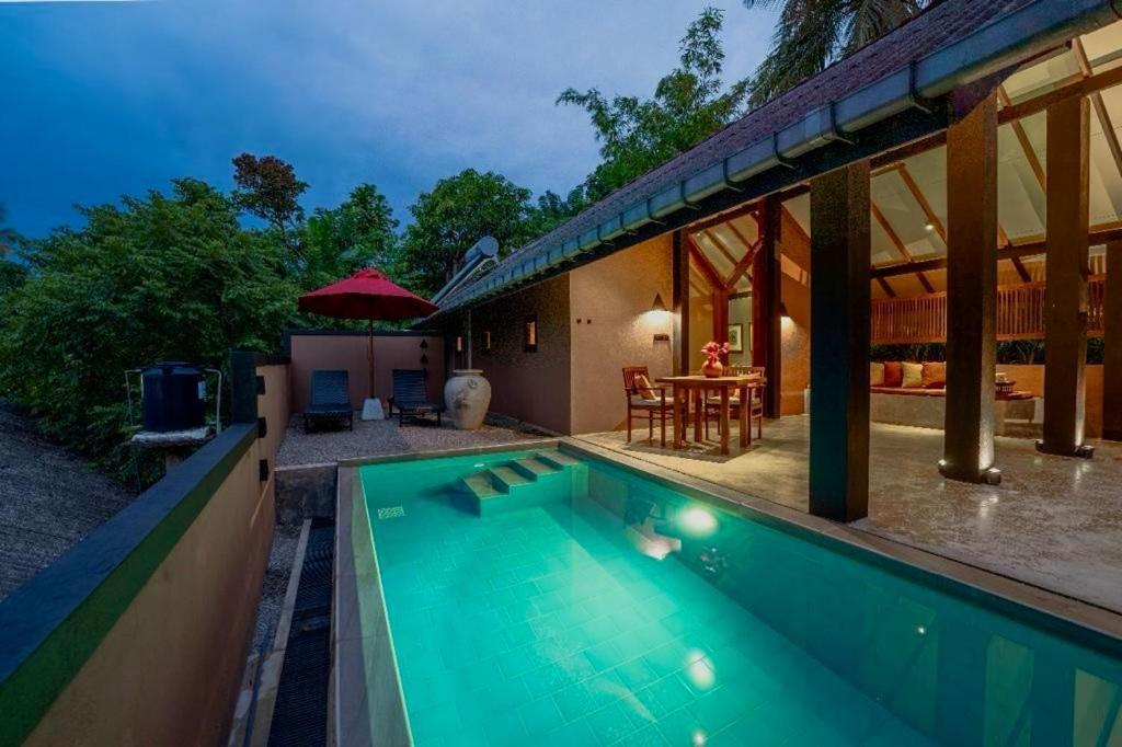 Nisala Villas ฮิกคาดูวา ภายนอก รูปภาพ