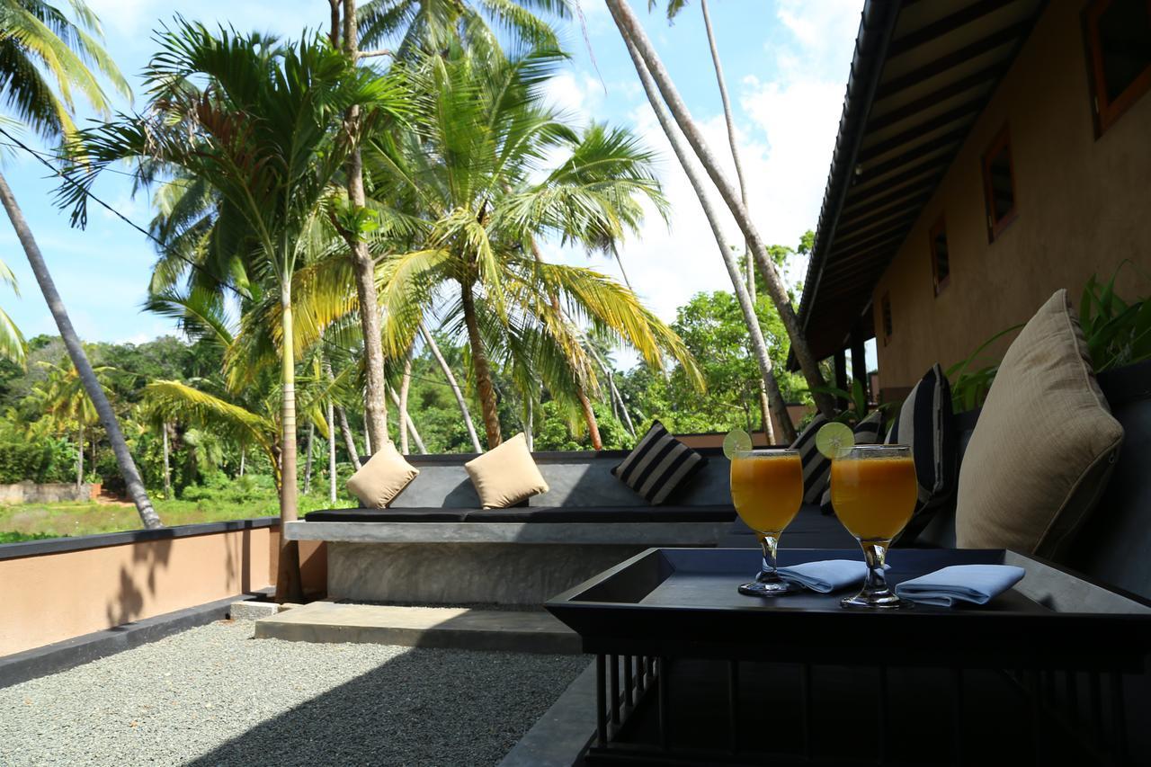 Nisala Villas ฮิกคาดูวา ภายนอก รูปภาพ